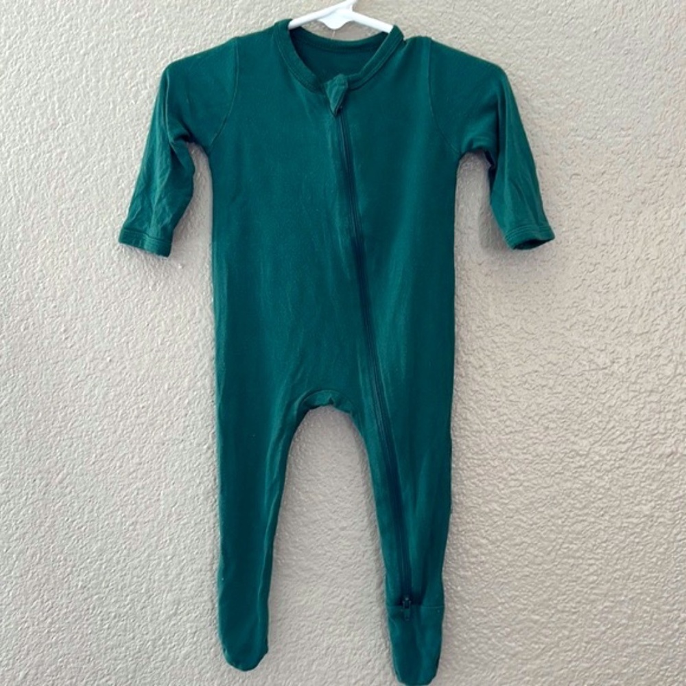Kyte Baby zippered footie emerald 3-6 months